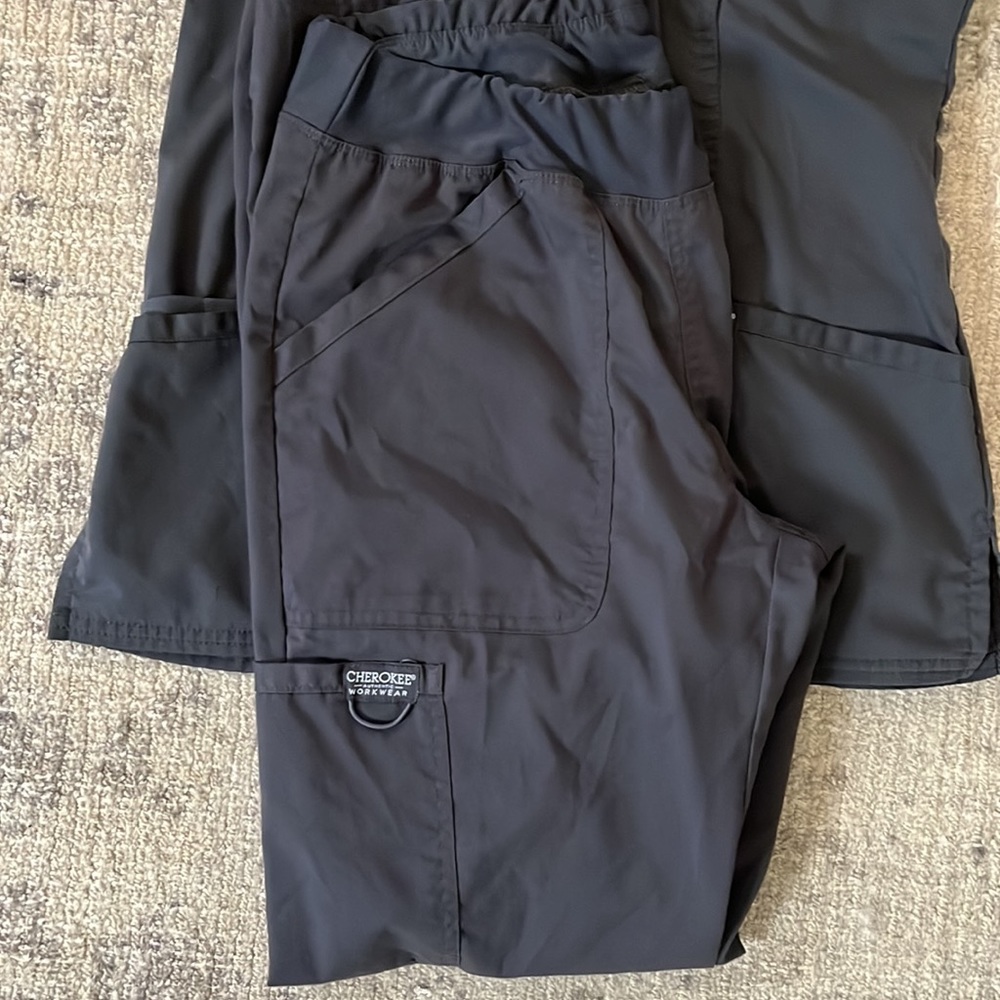 Cherokee Workwear- Revolution Scrubs View 4